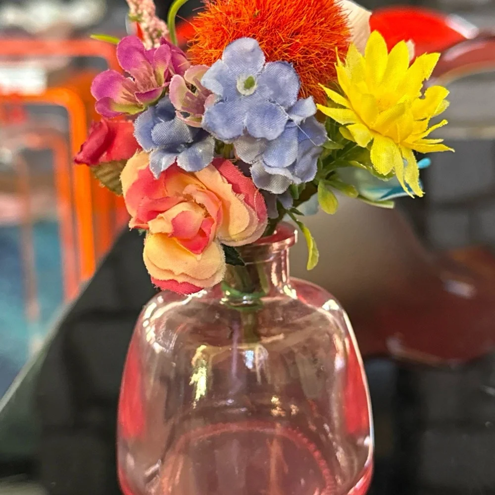 Lot Of 24 Custom Wedding Pink Glass Bud Vases Bundle One-Of-A-Kind With Flowers